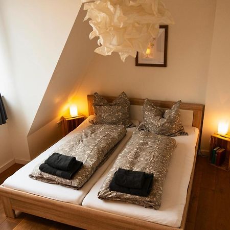 Woelkchen - Wohnung Mit Balkon, Holzdielen & Tv Bremerhaven Esterno foto