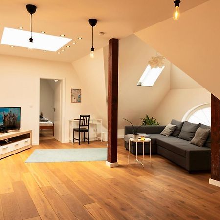 Woelkchen - Wohnung Mit Balkon, Holzdielen & Tv Bremerhaven Esterno foto