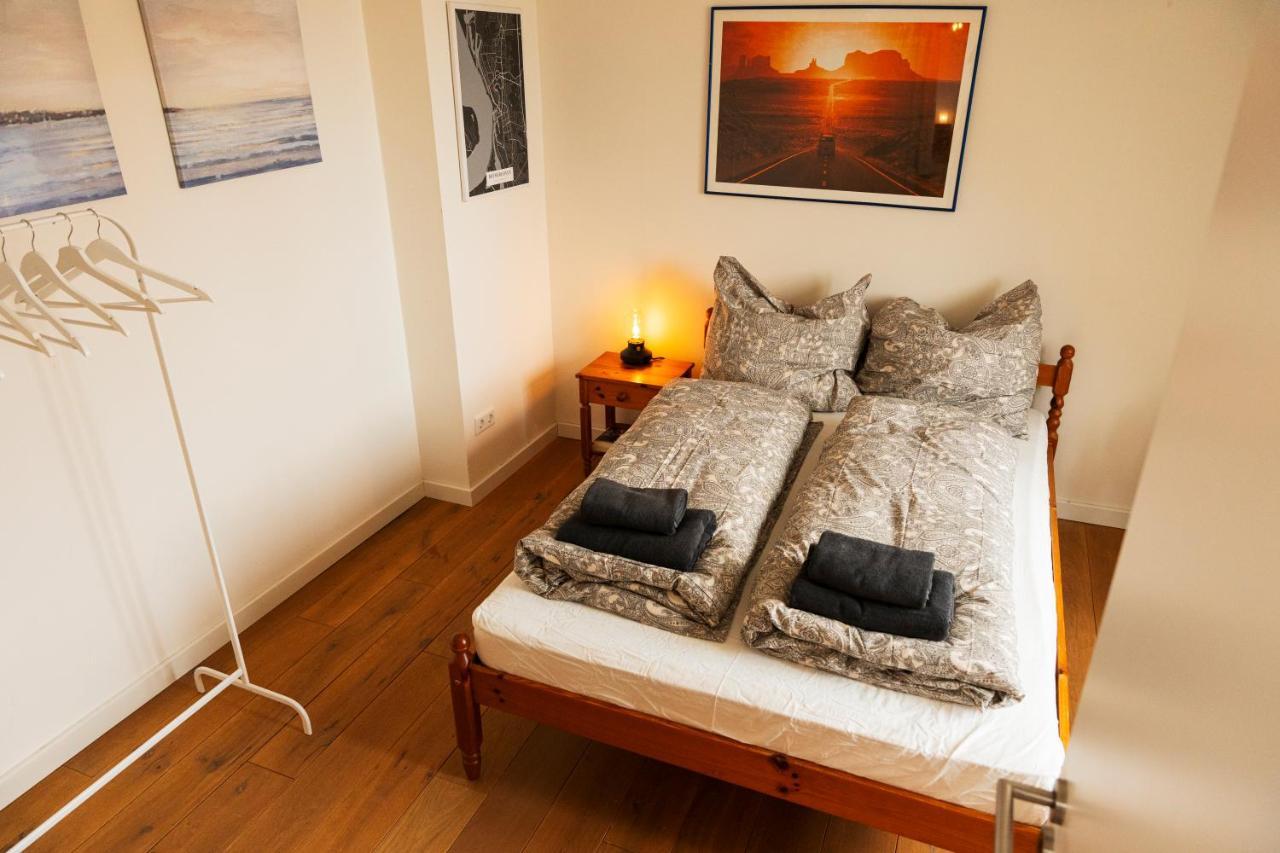 Woelkchen - Wohnung Mit Balkon, Holzdielen & Tv Bremerhaven Esterno foto